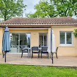 Deodatus Avec Piscine