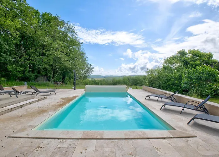 Deodatus Avec Piscine *