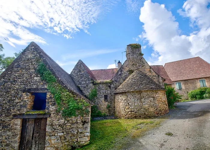 Deodatus Avec Piscine * Cladech