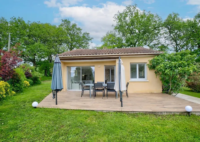 Deodatus Avec Piscine Vakantiehuis Cladech